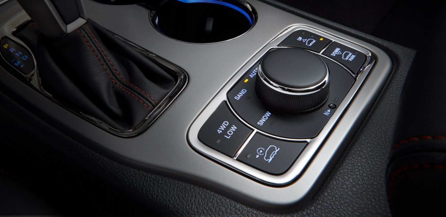2019-Jeep-Grand-Cherokee-Capability-Selec-Terrain