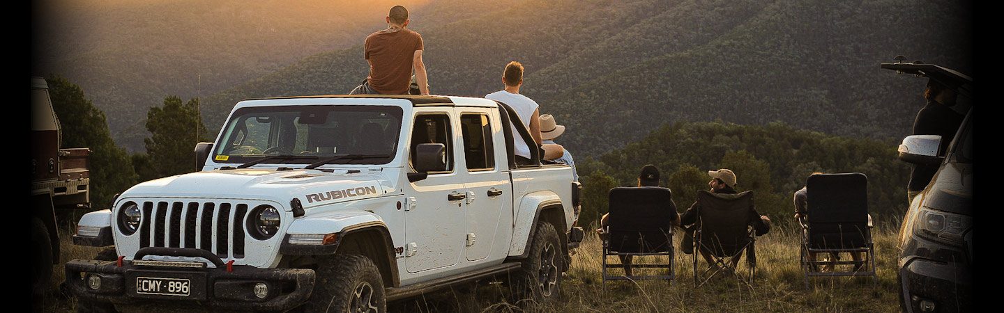 Jeep Gladiator Rubicon  Sunset